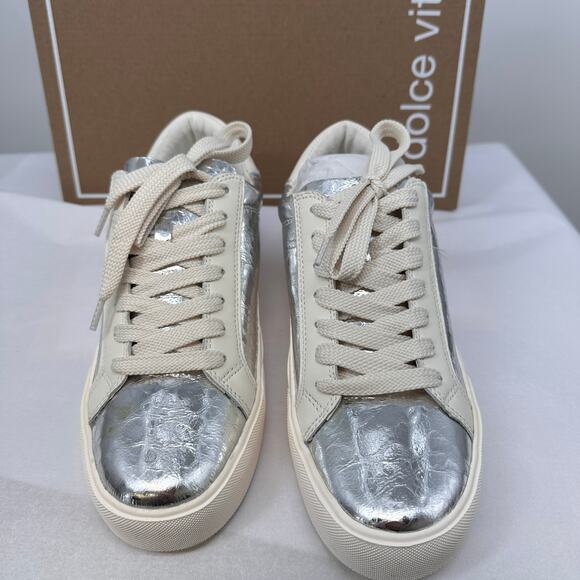 DOLCE VITA New in Box Zayn 360 Silver Distressed Leather Sneakers in Silver // 7 - Picture 5 of 10